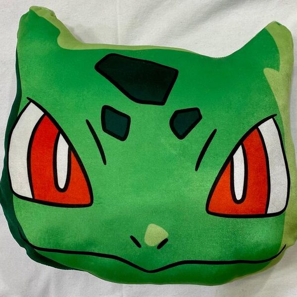 ALMOHADA POKEMON BULBASAUR 45X40 APROX