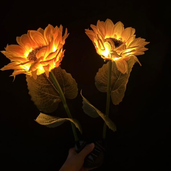FLORES CON LUZ SOLAR PARA JARDIN X 2 PCS YHD2522